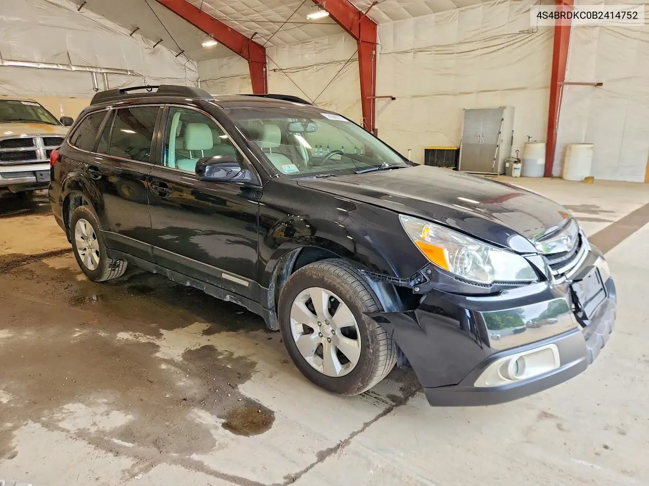 2011 Subaru Outback 3.6R Limited VIN: 4S4BRDKC0B2414752 Lot: 61995776