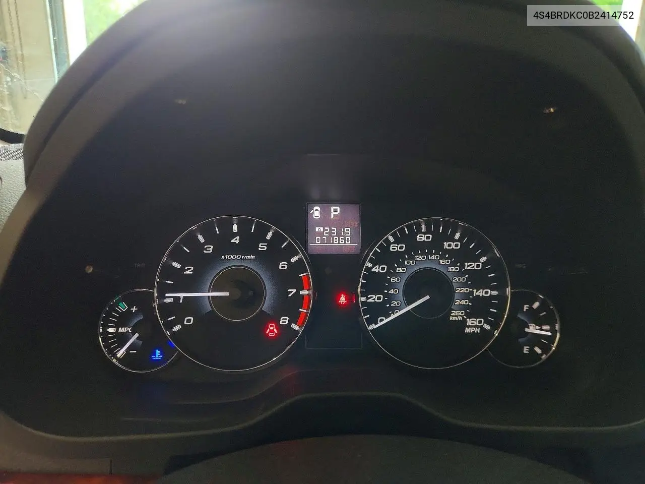 2011 Subaru Outback 3.6R Limited VIN: 4S4BRDKC0B2414752 Lot: 61995776