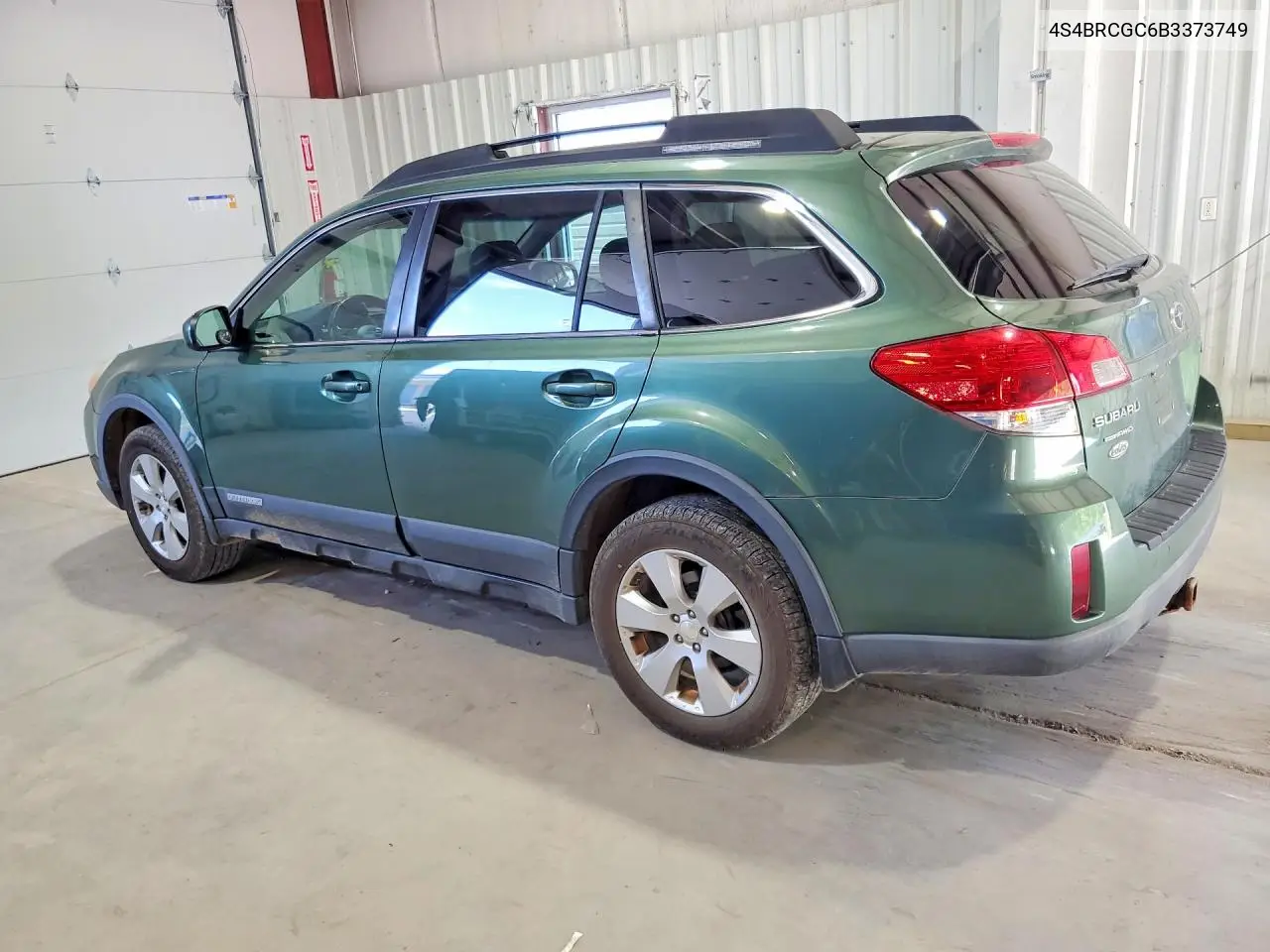 4S4BRCGC6B3373749 2011 Subaru Outback 2.5I Premium