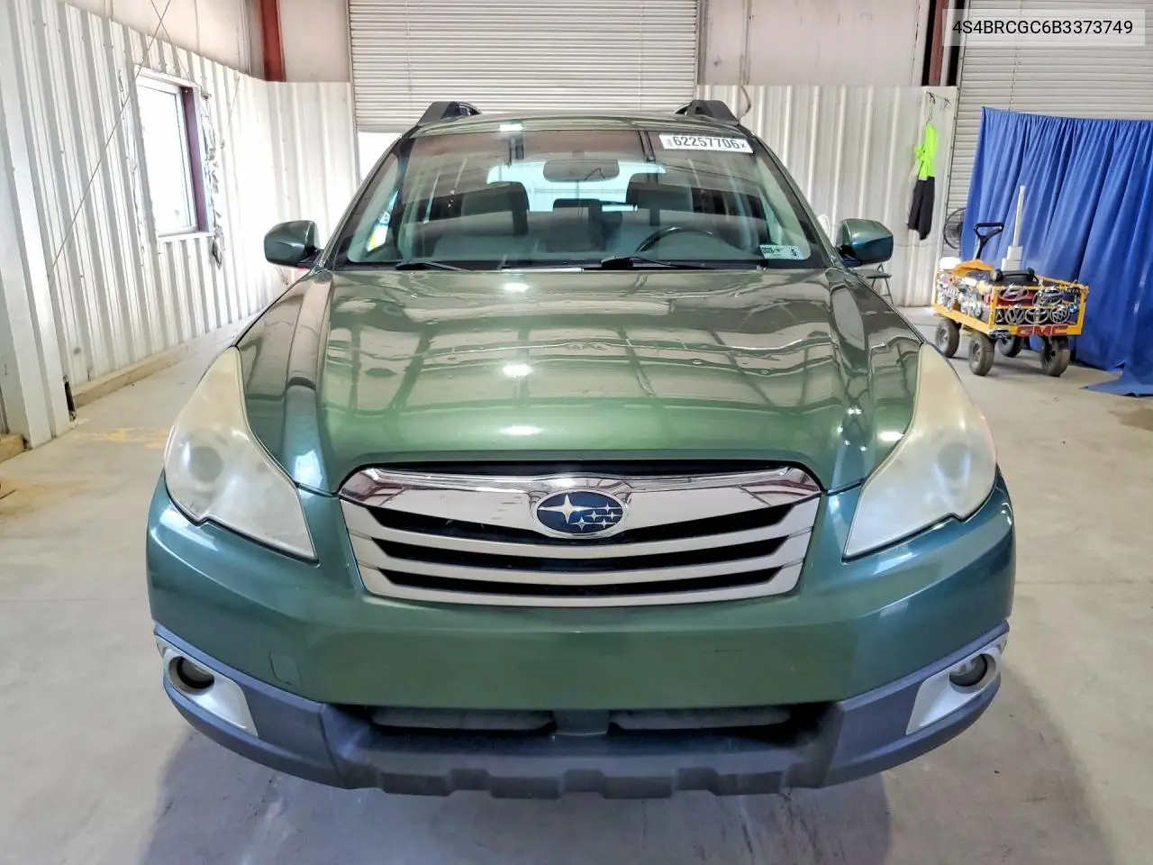 4S4BRCGC6B3373749 2011 Subaru Outback 2.5I Premium