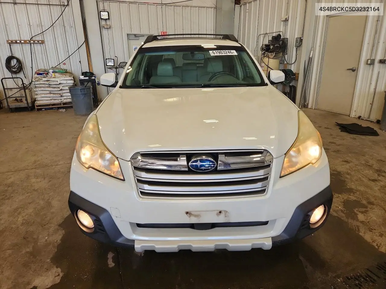 2013 Subaru Outback 2.5I Limited VIN: 4S4BRCKC5D3232164 Lot: 61903246