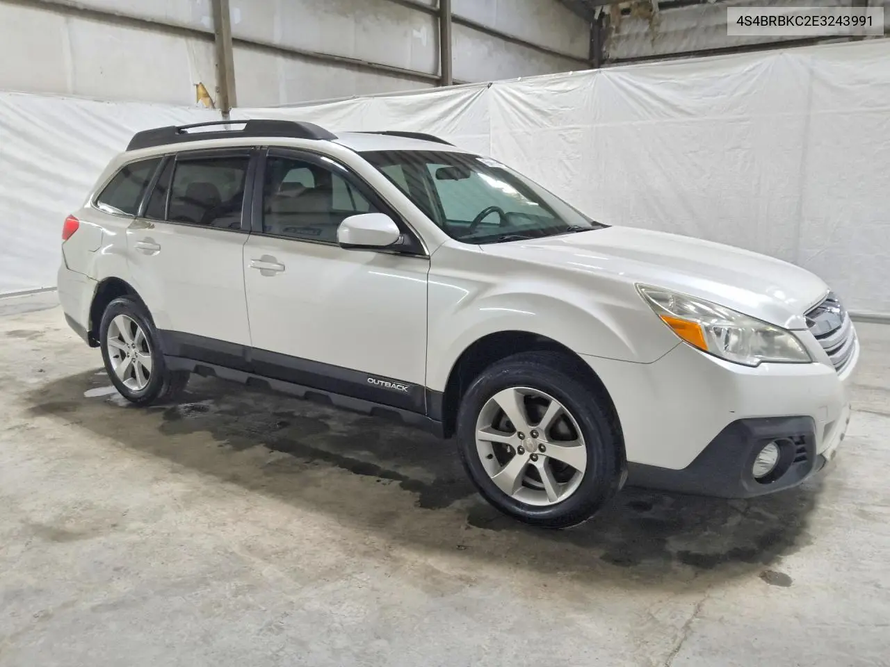 2014 Subaru Outback 2.5I Limited VIN: 4S4BRBKC2E3243991 Lot: 57228776