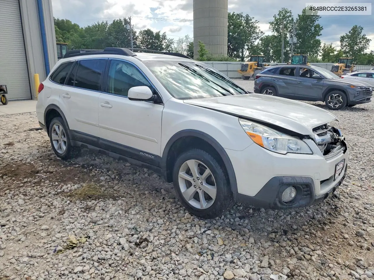 4S4BRCCC2E3265381 2014 Subaru Outback 2.5I Premium