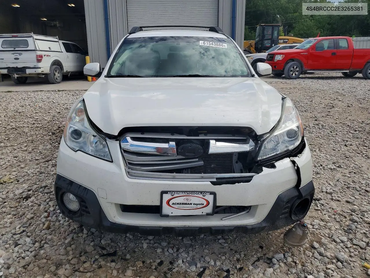 4S4BRCCC2E3265381 2014 Subaru Outback 2.5I Premium