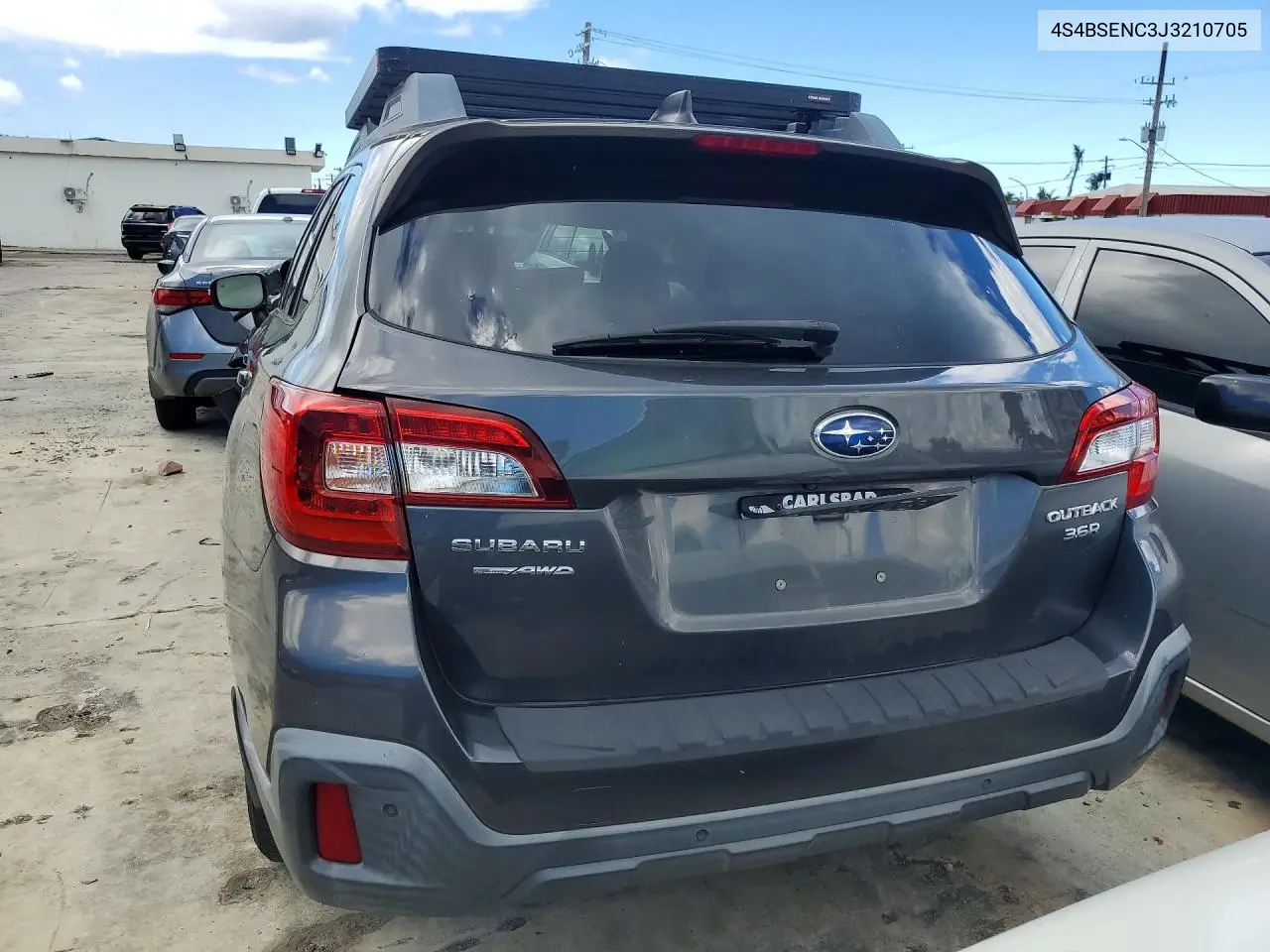 2018 Subaru Outback 3.6R Limited VIN: 4S4BSENC3J3210705 Lot: 56032016
