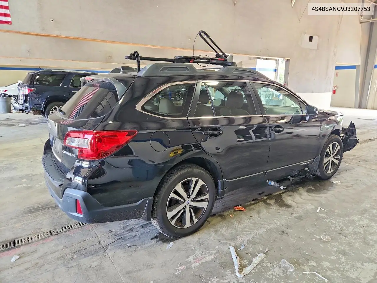 2018 Subaru Outback 2.5I Limited VIN: 4S4BSANC9J3207753 Lot: 60432046