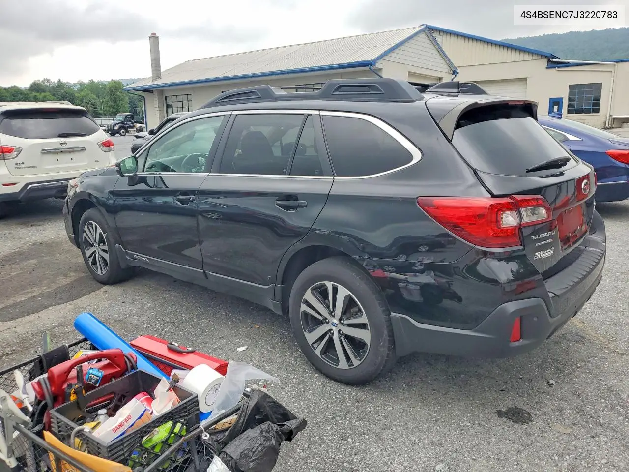 2018 Subaru Outback 3.6R Limited VIN: 4S4BSENC7J3220783 Lot: 61981446