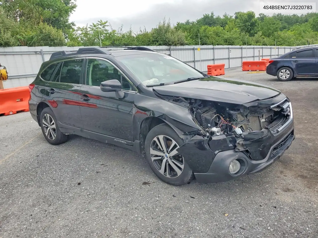 2018 Subaru Outback 3.6R Limited VIN: 4S4BSENC7J3220783 Lot: 61981446
