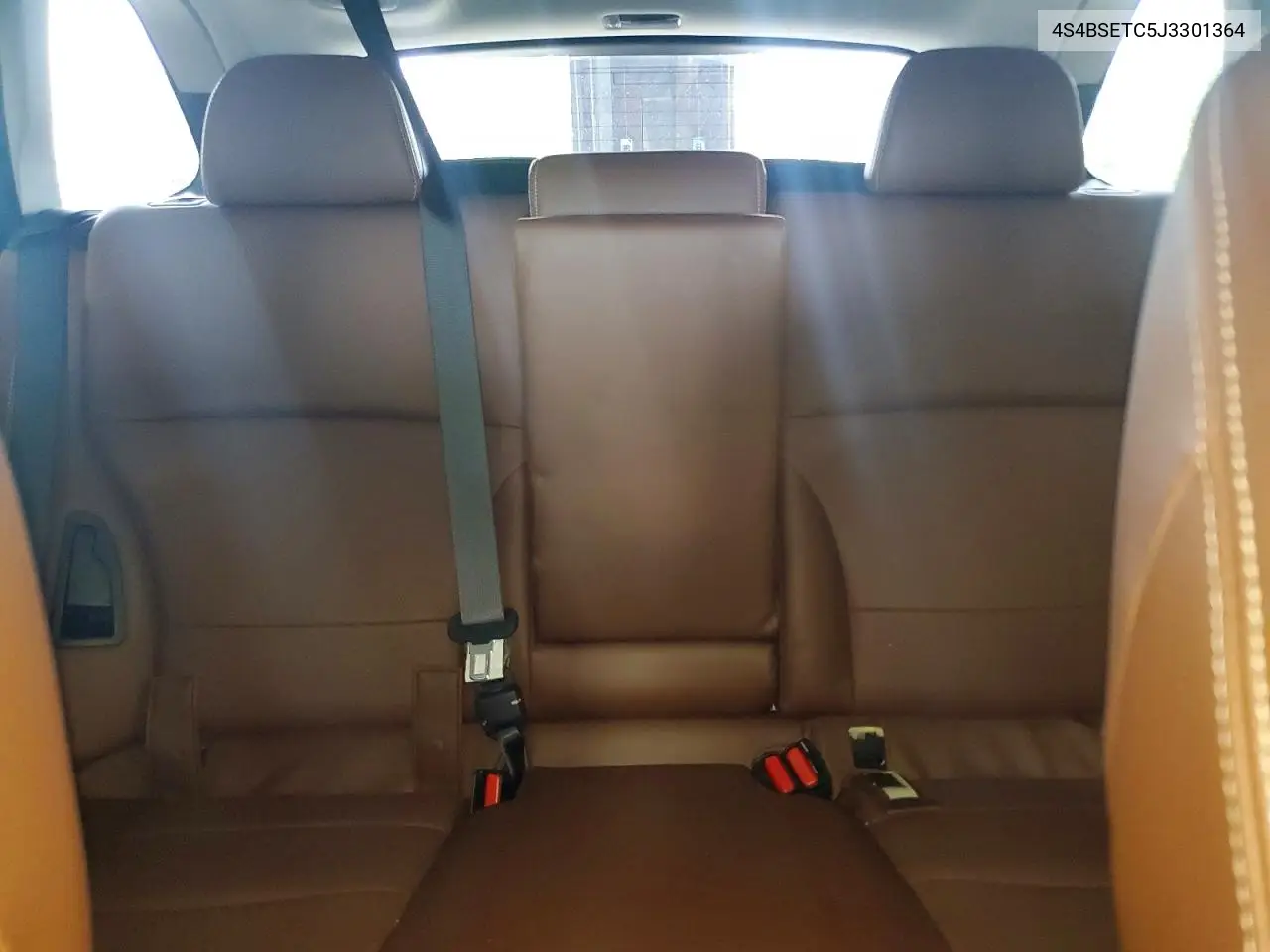 2018 Subaru Outback Touring VIN: 4S4BSETC5J3301364 Lot: 85622205