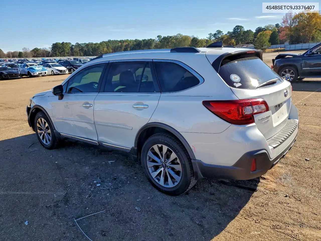4S4BSETC9J3376407 2018 Subaru Outback Touring