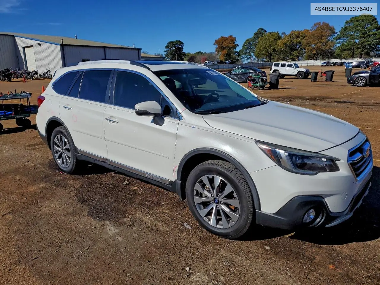 4S4BSETC9J3376407 2018 Subaru Outback Touring