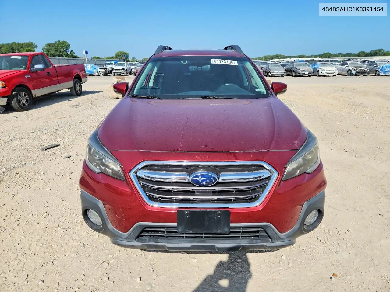 2019 Subaru Outback 2.5I Premium VIN: 4S4BSAHC1K3391454 Lot: 61123186