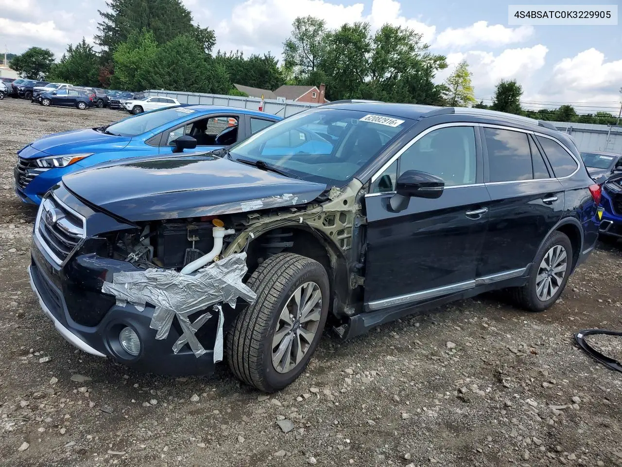 2019 Subaru Outback Touring VIN: 4S4BSATC0K3229905 Lot: 62082916