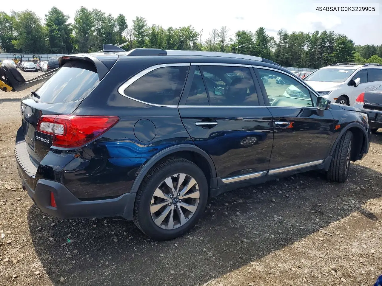 2019 Subaru Outback Touring VIN: 4S4BSATC0K3229905 Lot: 62082916