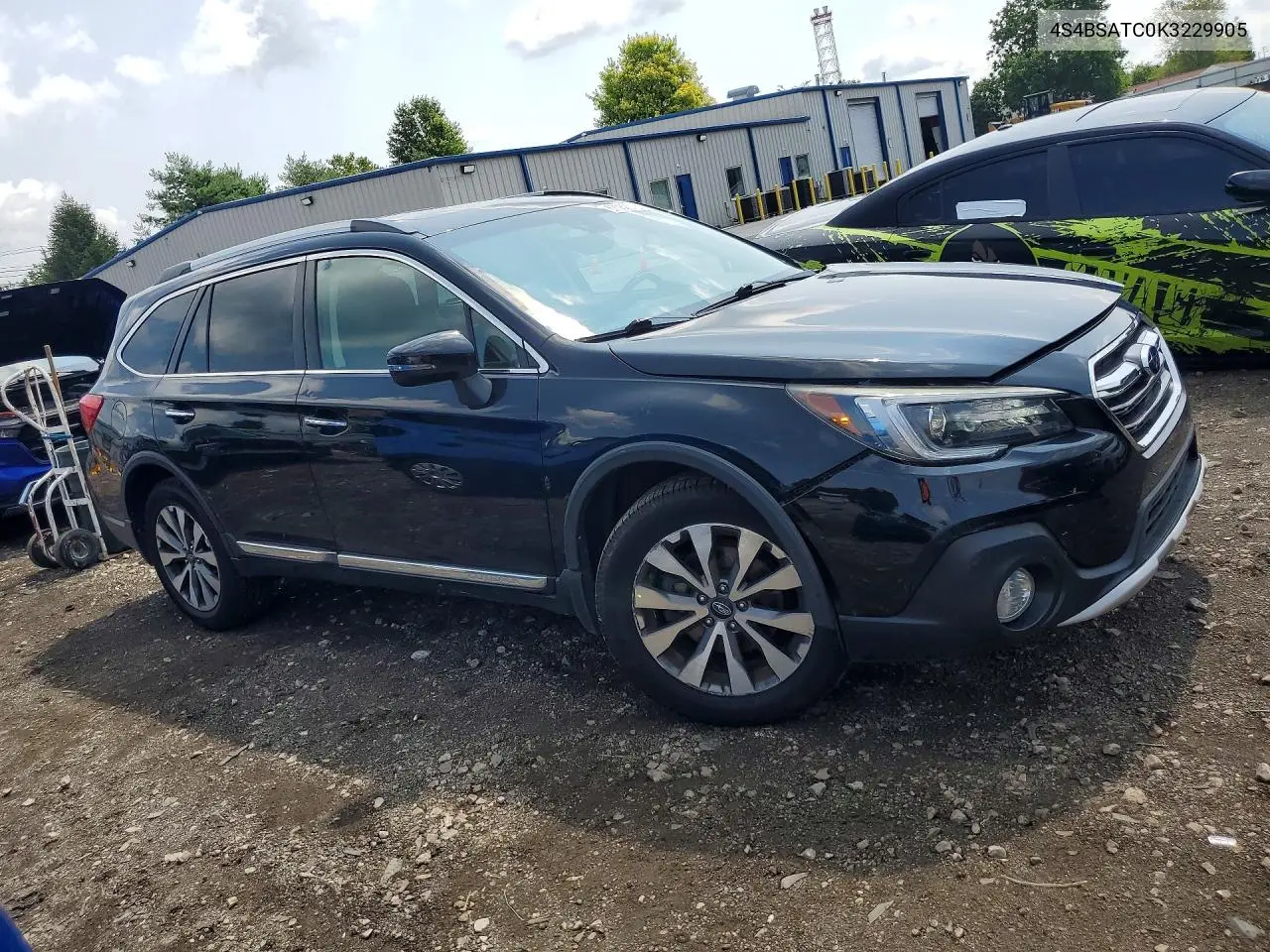 2019 Subaru Outback Touring VIN: 4S4BSATC0K3229905 Lot: 62082916