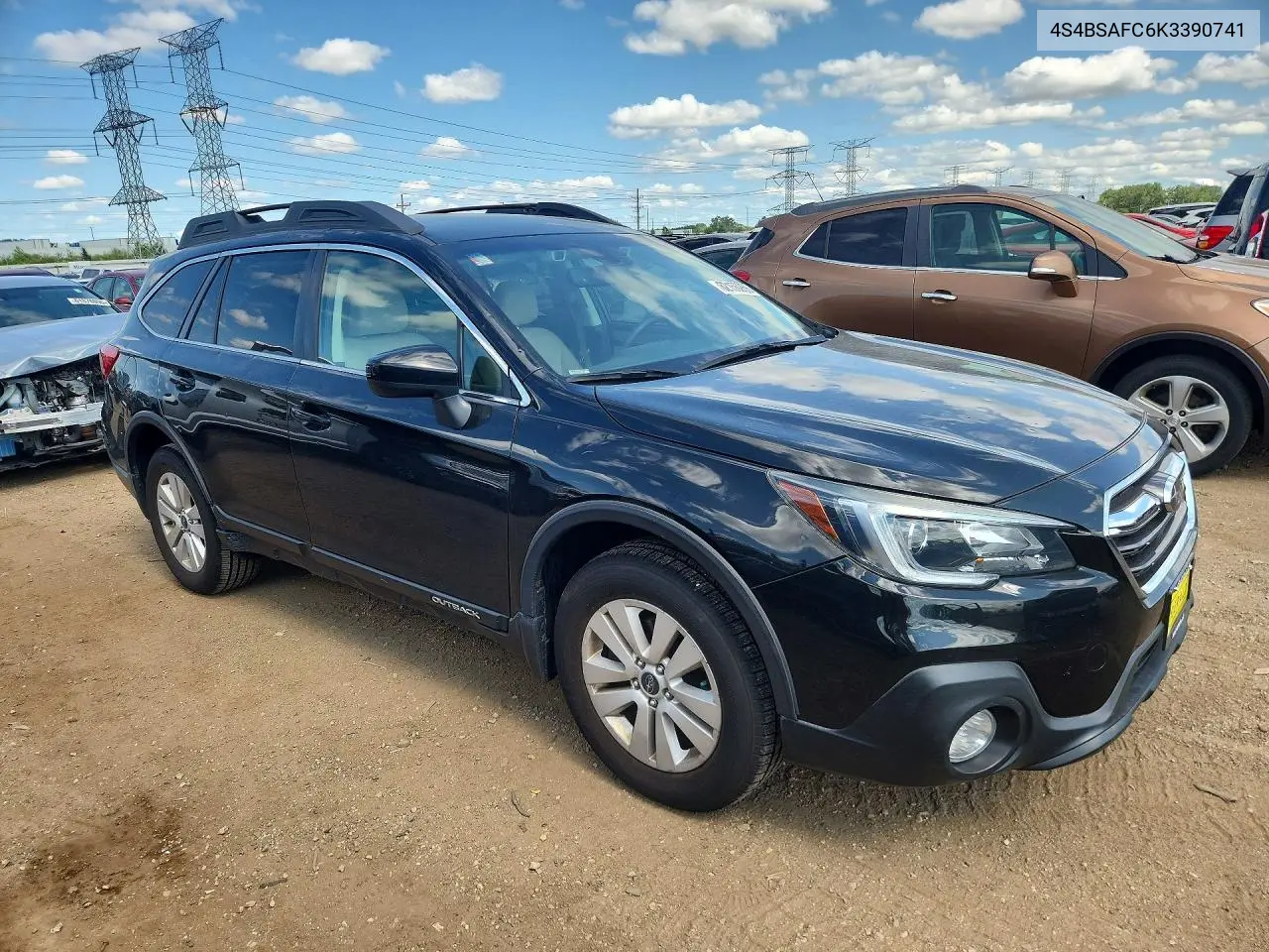 2019 Subaru Outback 2.5I Premium VIN: 4S4BSAFC6K3390741 Lot: 62156266