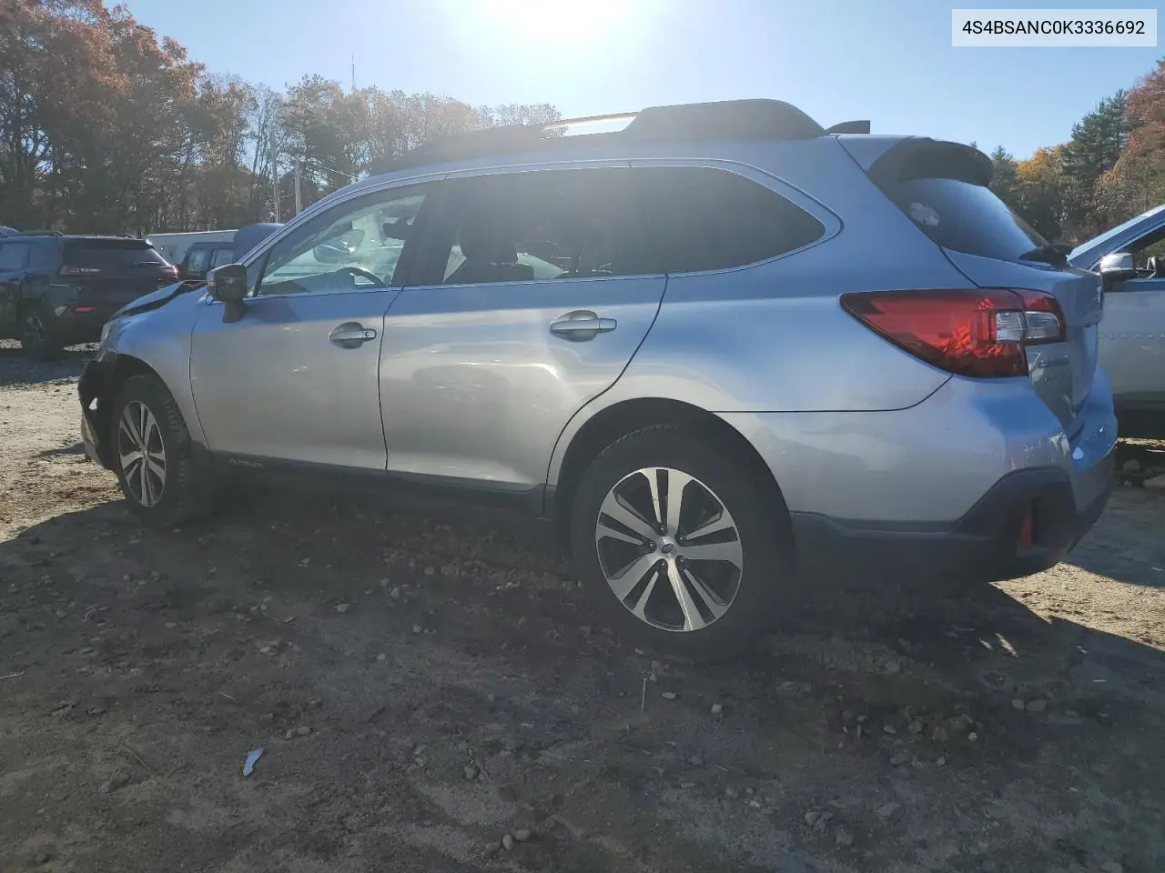 4S4BSANC0K3336692 2019 Subaru Outback 2.5I Limited