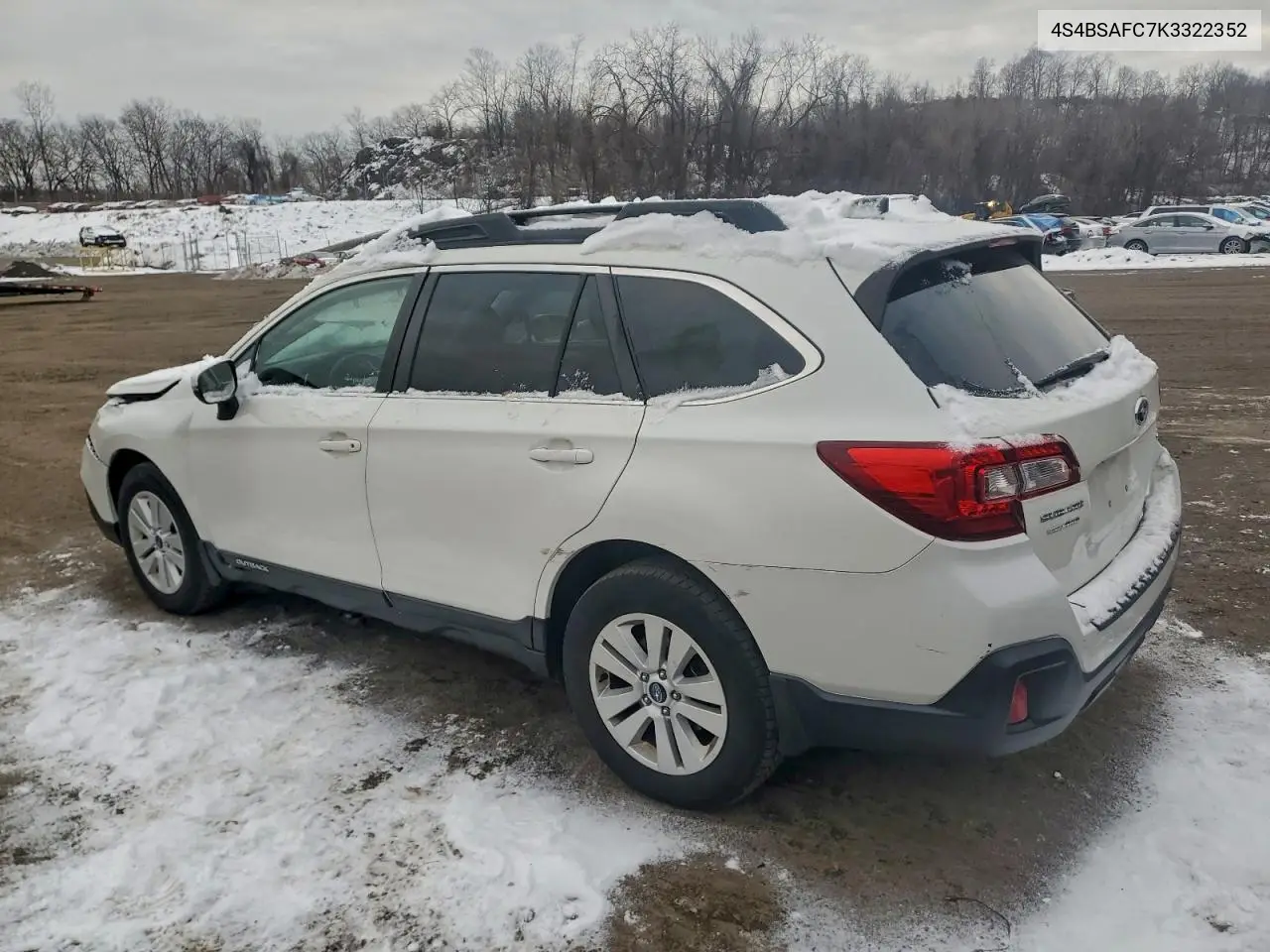 4S4BSAFC7K3322352 2019 Subaru Outback 2.5I Premium