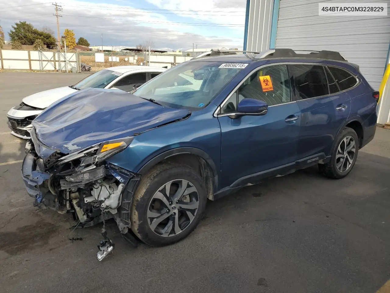4S4BTAPC0M3228229 2021 Subaru Outback Touring