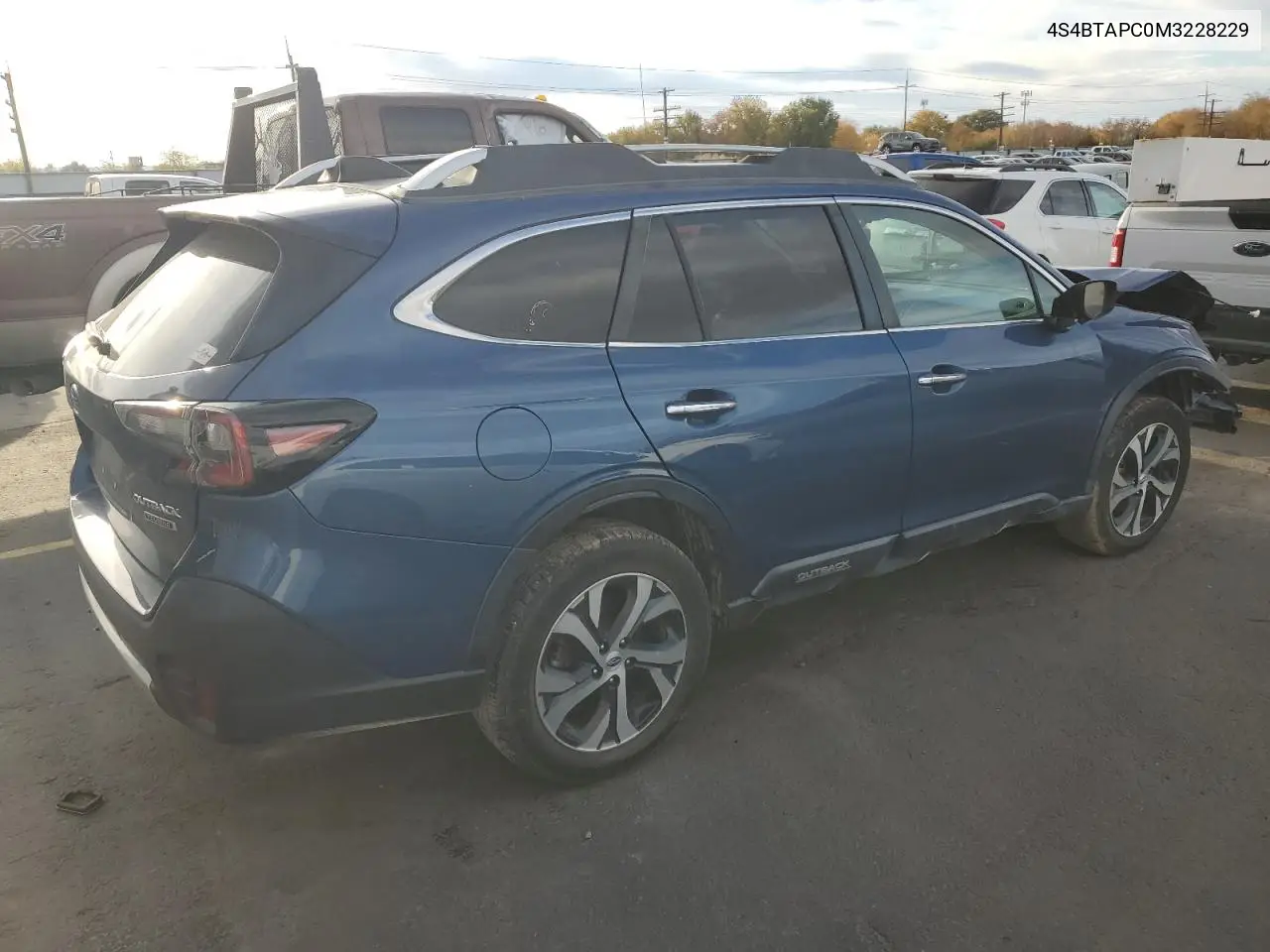 4S4BTAPC0M3228229 2021 Subaru Outback Touring