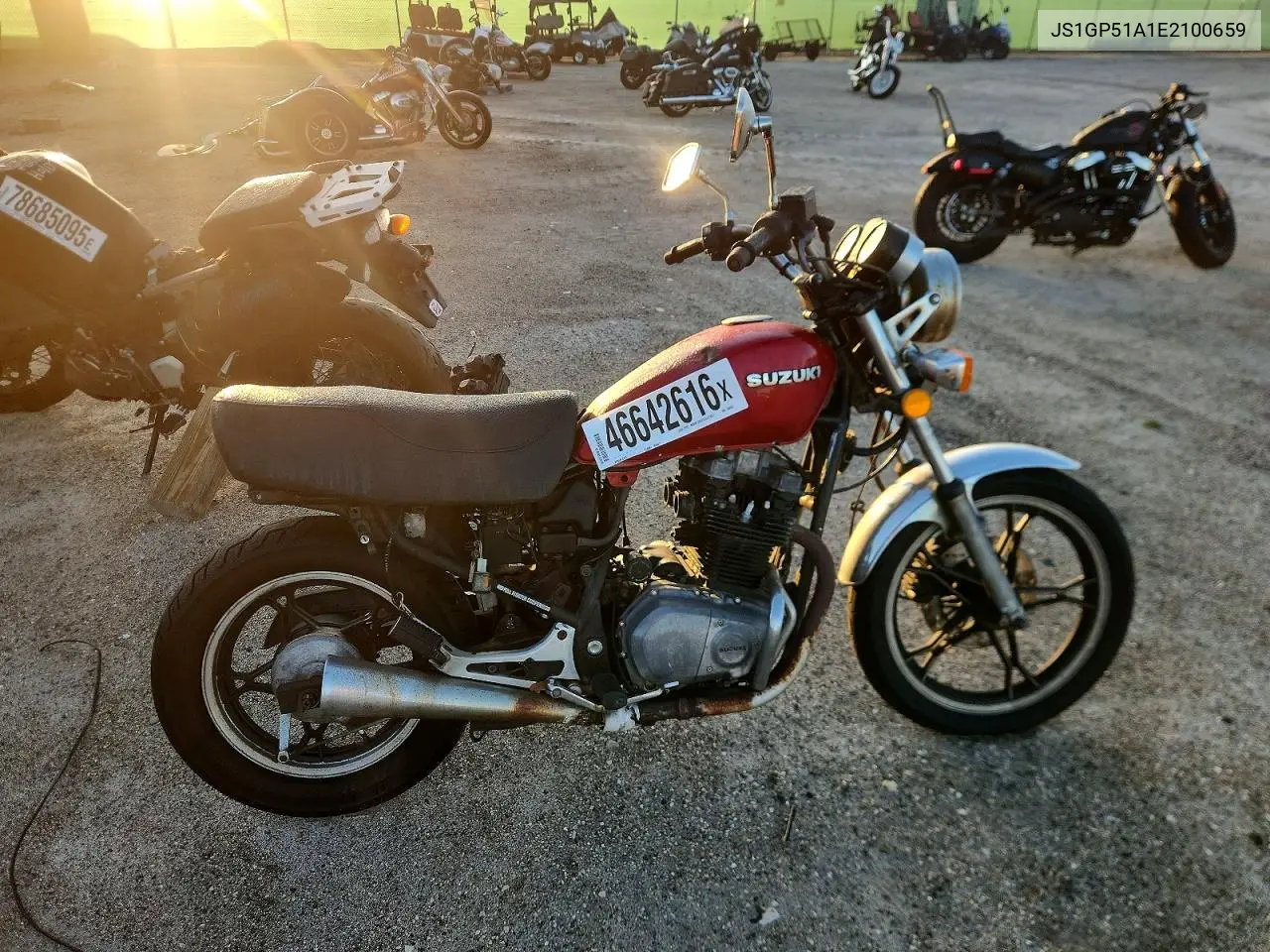1984 Suzuki Gr650 VIN: JS1GP51A1E2100659 Lot: 46642616