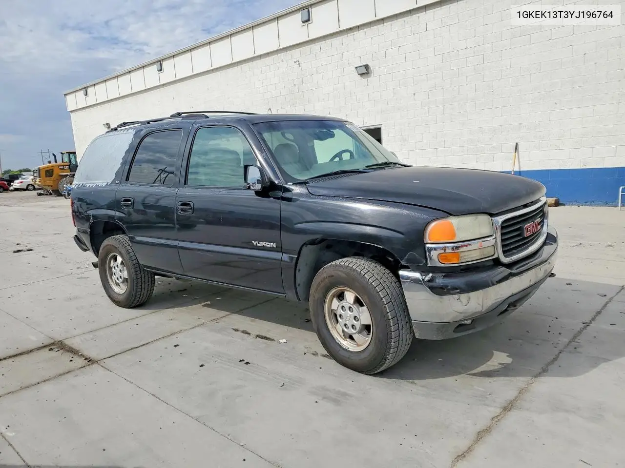 1GKEK13T3YJ196764 2000 Suzuki Yukon