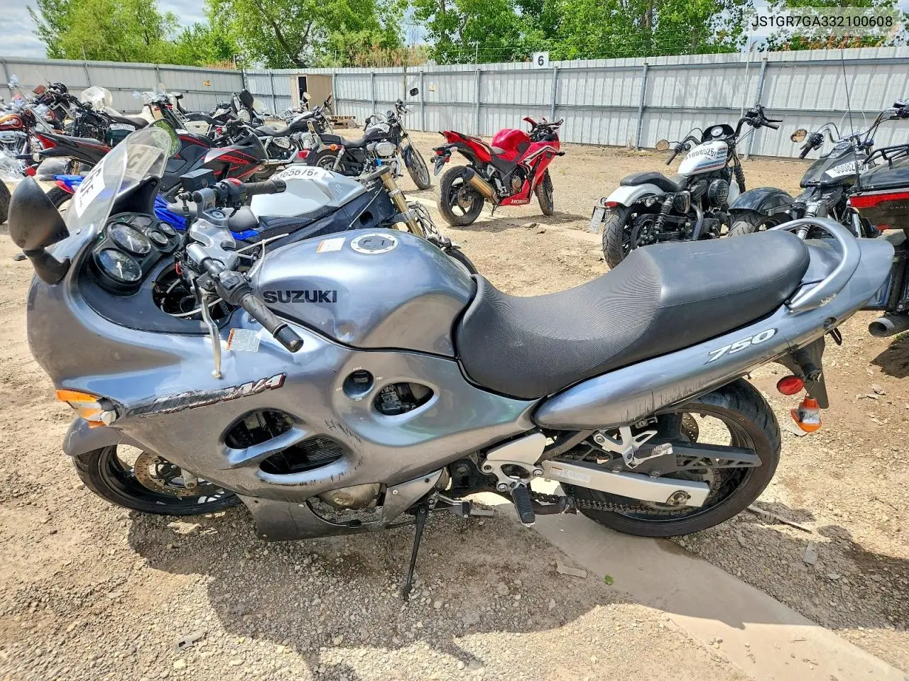 2003 Suzuki Gsx750 F VIN: JS1GR7GA332100608 Lot: 54186836