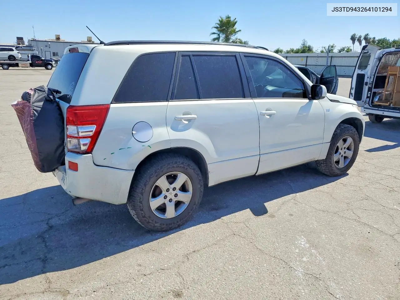 2006 Suzuki Grand Vitara Premium VIN: JS3TD943264101294 Lot: 57589536