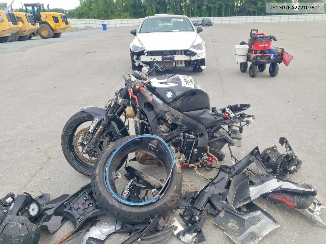 2007 Suzuki Gsx-R750 VIN: JS1GR7KA272107501 Lot: 51805436