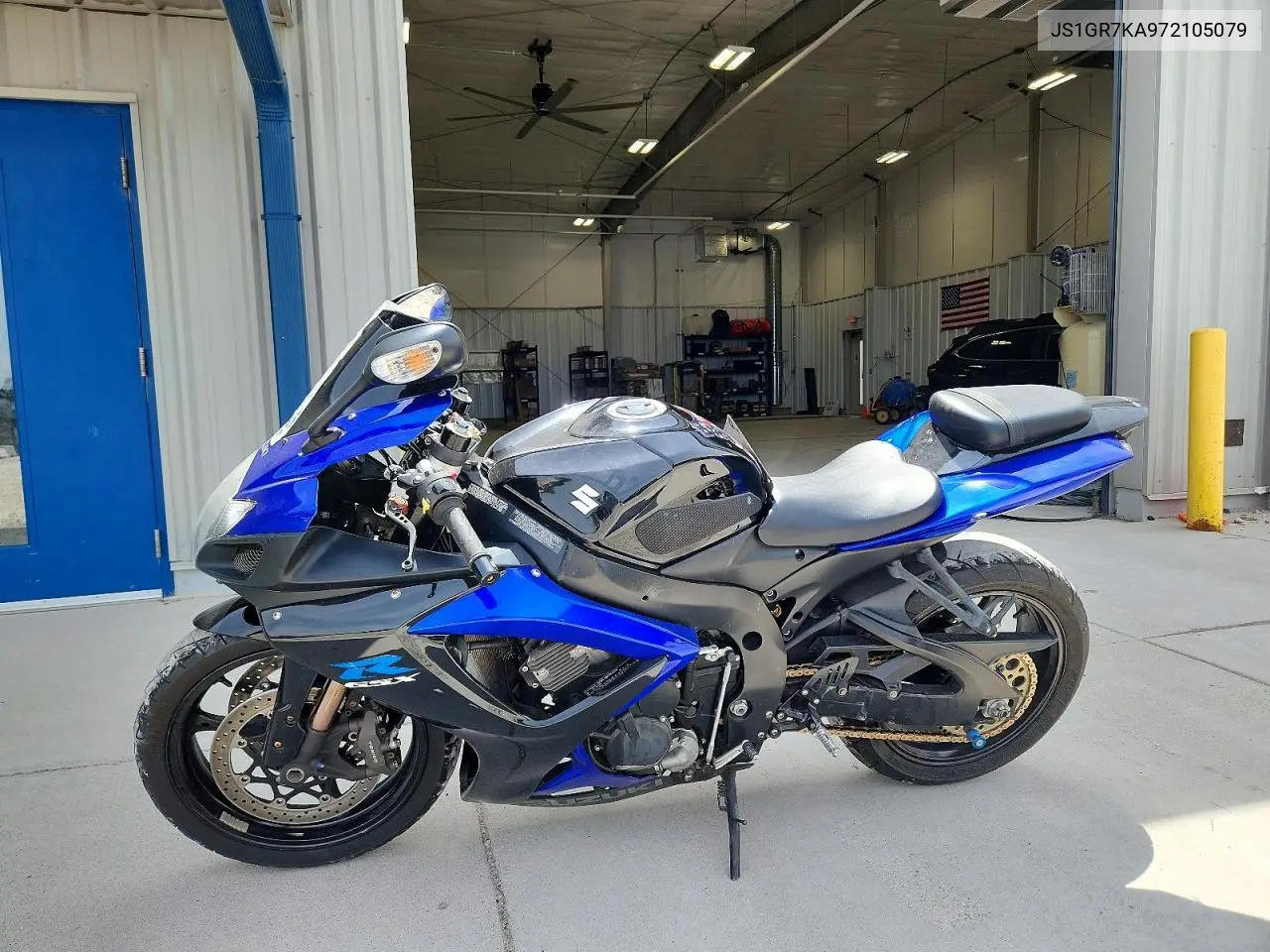 2007 Suzuki Gsx-R750 VIN: JS1GR7KA972105079 Lot: 52886186