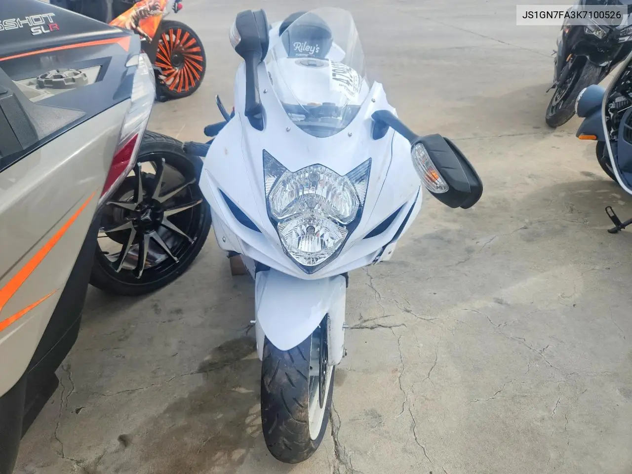 2019 Suzuki Gsx-R600 VIN: JS1GN7FA3K7100526 Lot: 47942796