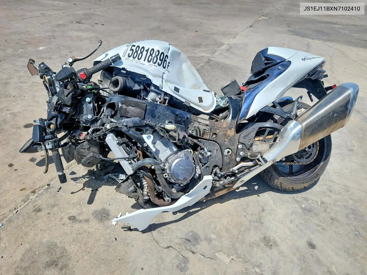 2022 Suzuki Gsx1300 Rr VIN: JS1EJ11BXN7102410 Lot: 58818896