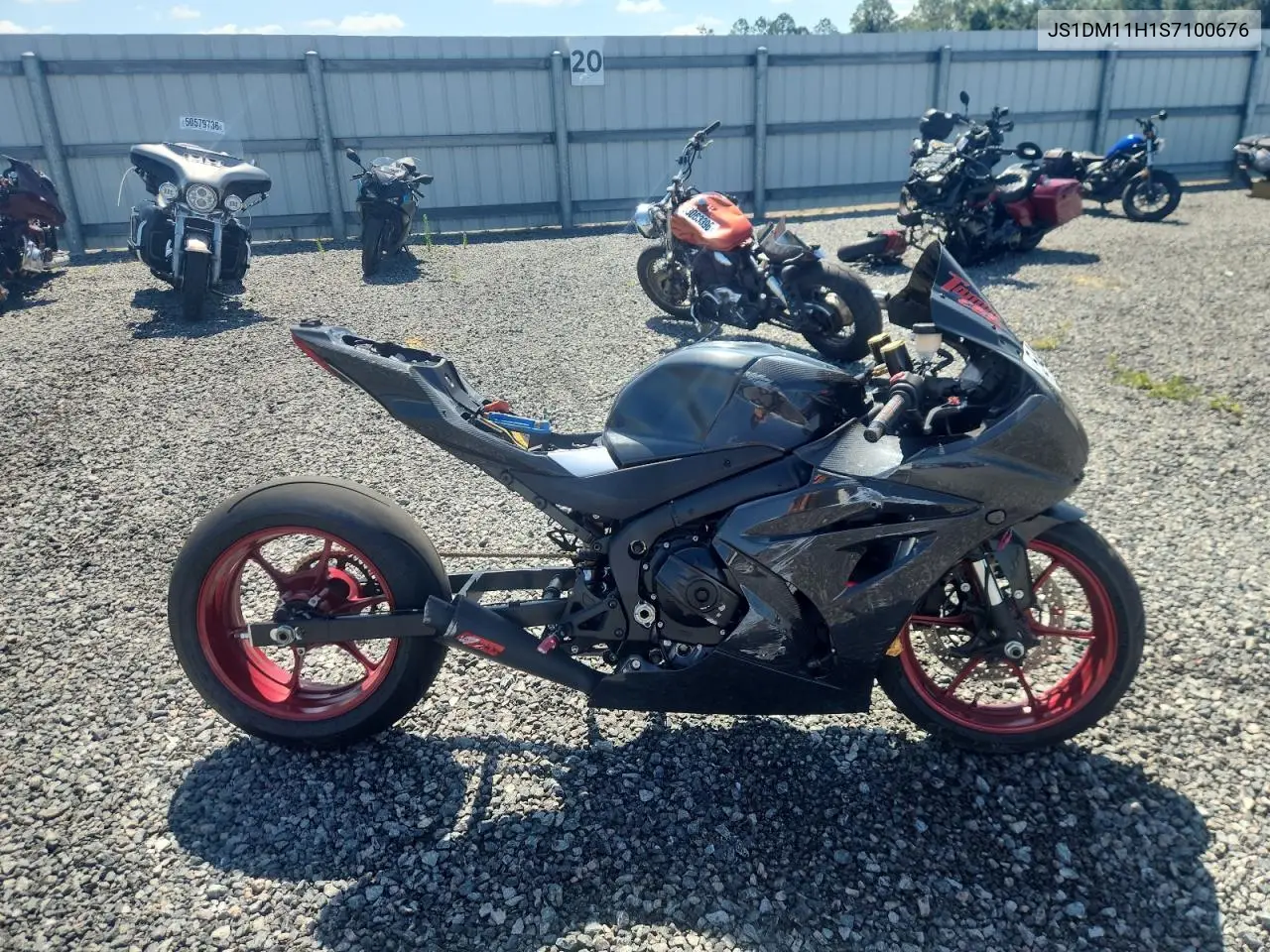 2025 Suzuki Gsx-R1000 R VIN: JS1DM11H1S7100676 Lot: 54055466