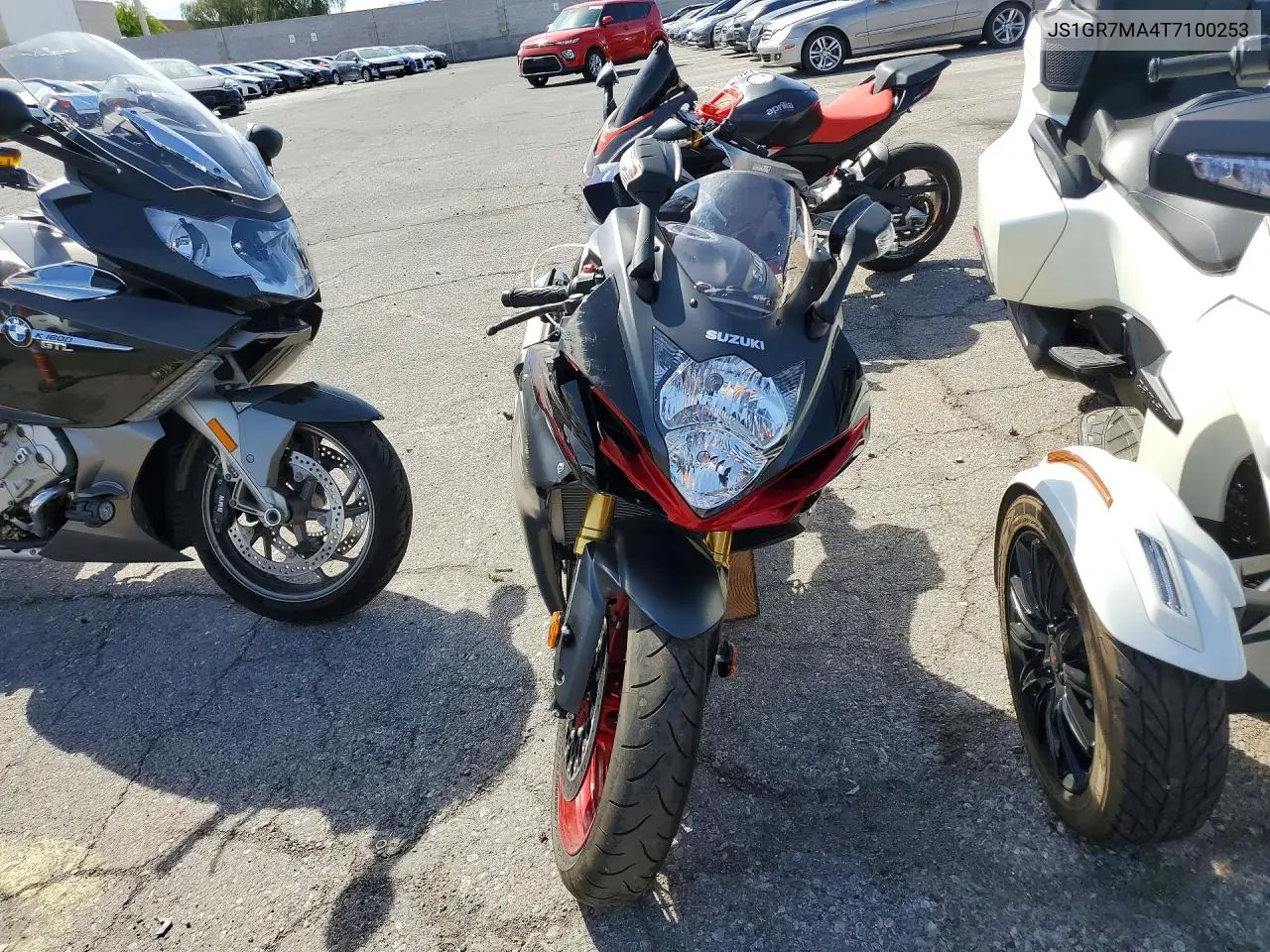 2026 Suzuki Gsx-R750 VIN: JS1GR7MA4T7100253 Lot: 49374236