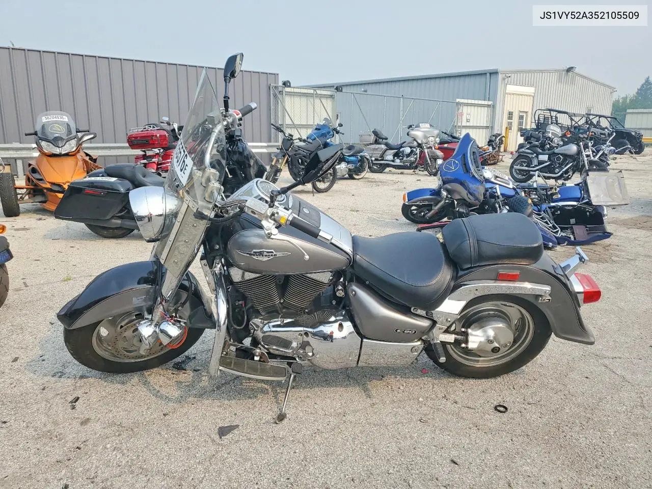 2005 Suzuki C90 VIN: JS1VY52A352105509 Lot: 61135576