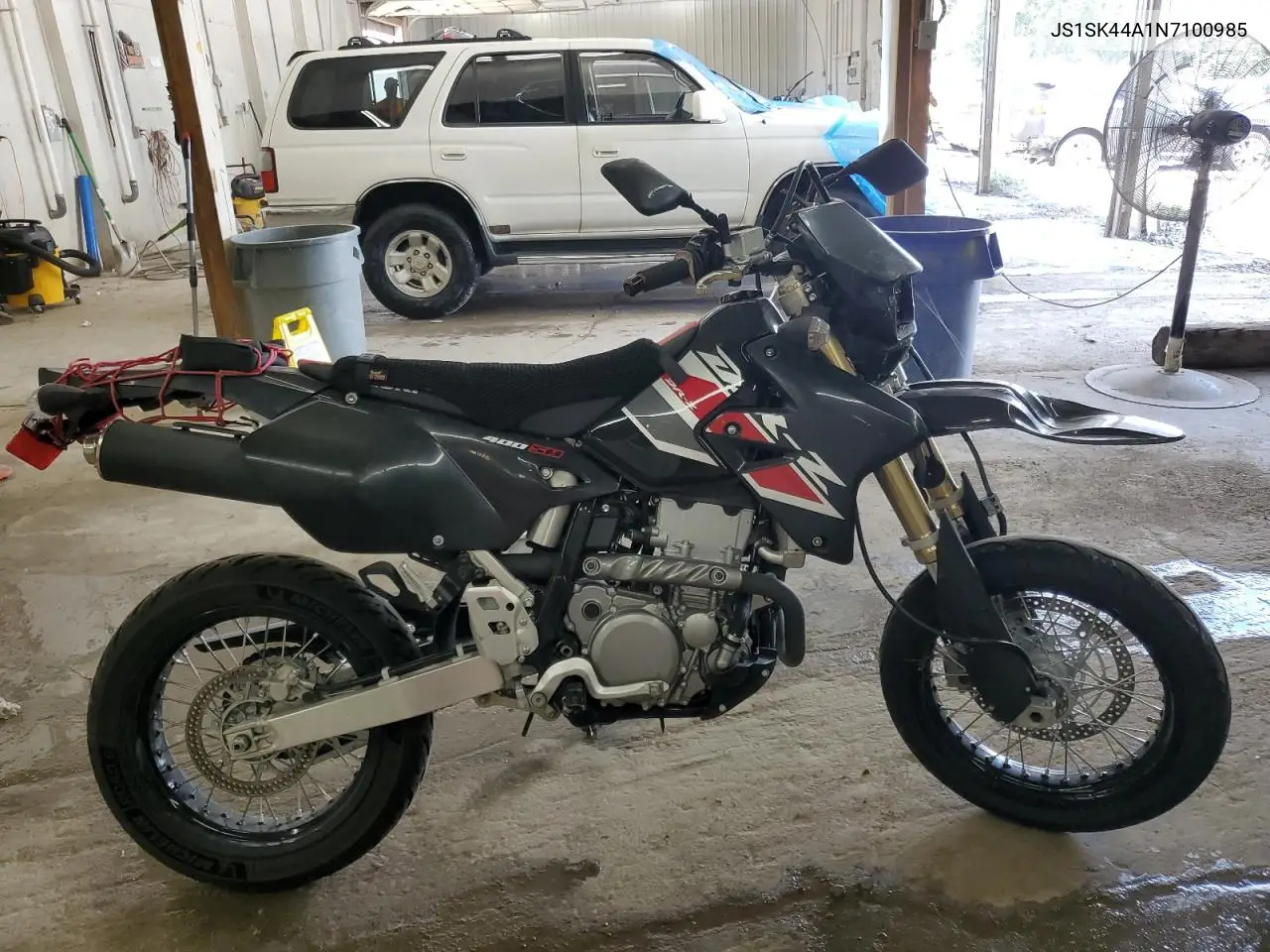2022 Suzuki Dr-Z400 Sm VIN: JS1SK44A1N7100985 Lot: 64835085