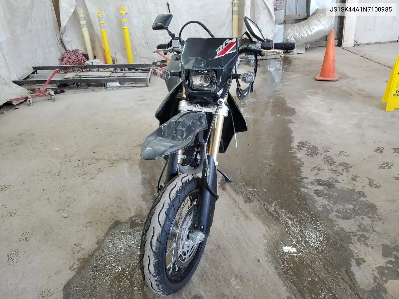 2022 Suzuki Dr-Z400 Sm VIN: JS1SK44A1N7100985 Lot: 64835085