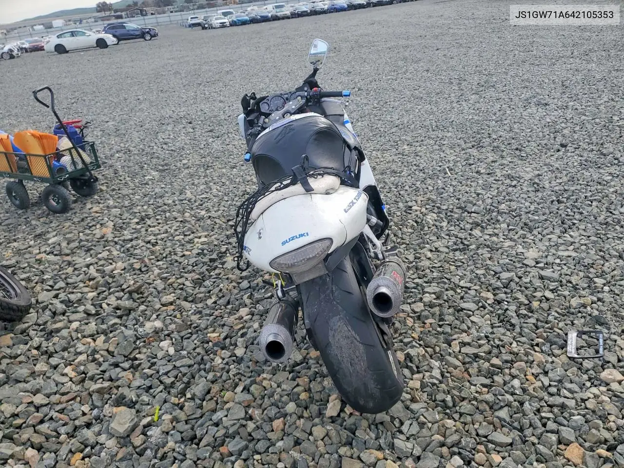 2004 Suzuki Gsx1300 R VIN: JS1GW71A642105353 Lot: 75219175
