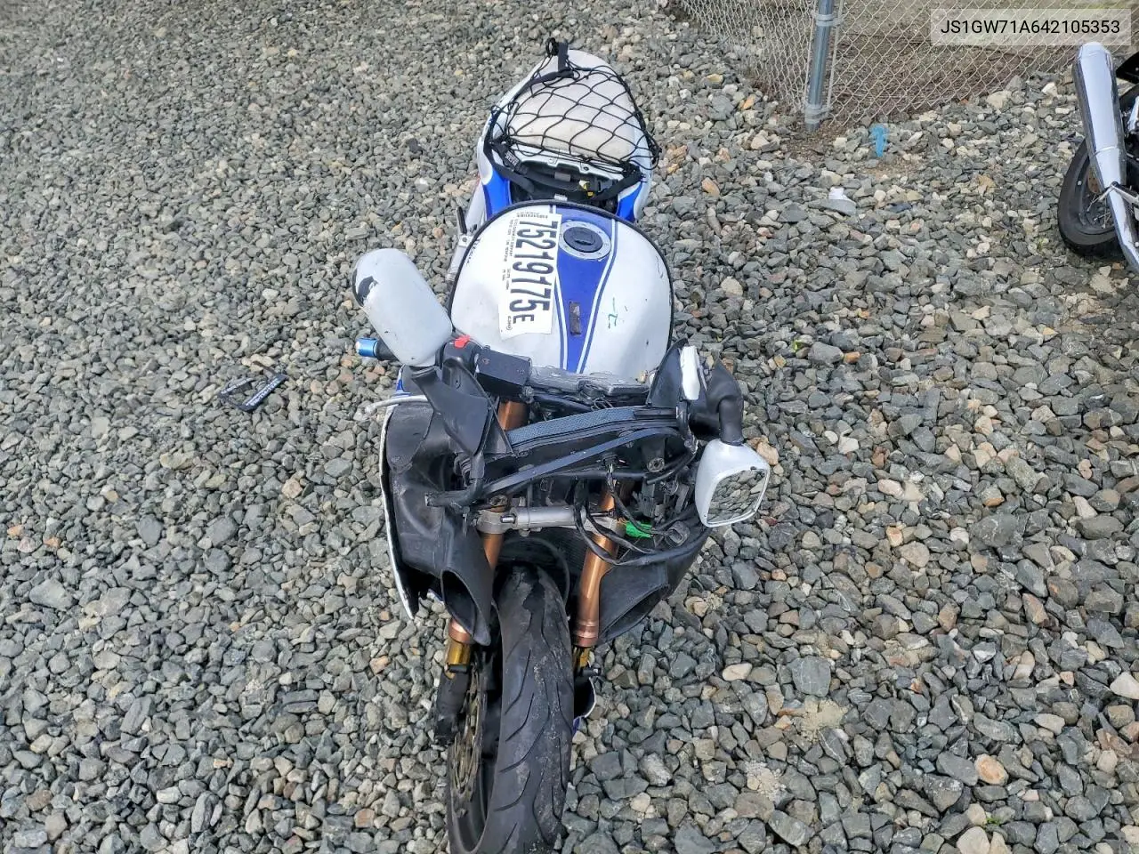 2004 Suzuki Gsx1300 R VIN: JS1GW71A642105353 Lot: 75219175