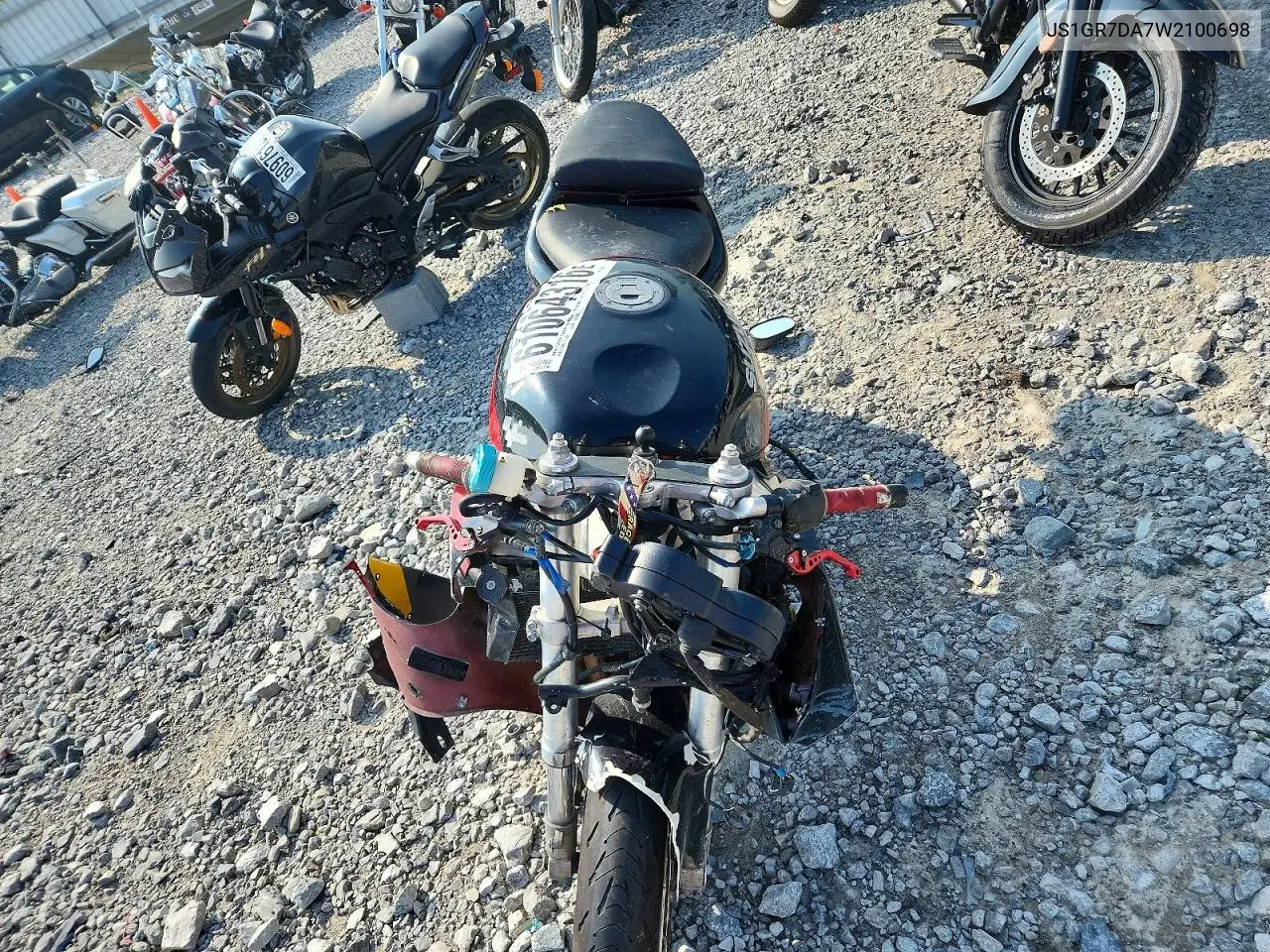 1998 Suzuki Gsx-R750 VIN: JS1GR7DA7W2100698 Lot: 61064316