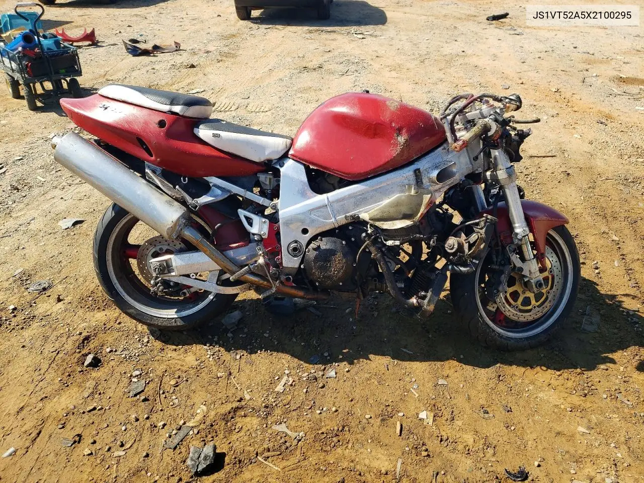 1999 Suzuki Tl1000 R VIN: JS1VT52A5X2100295 Lot: 60225536