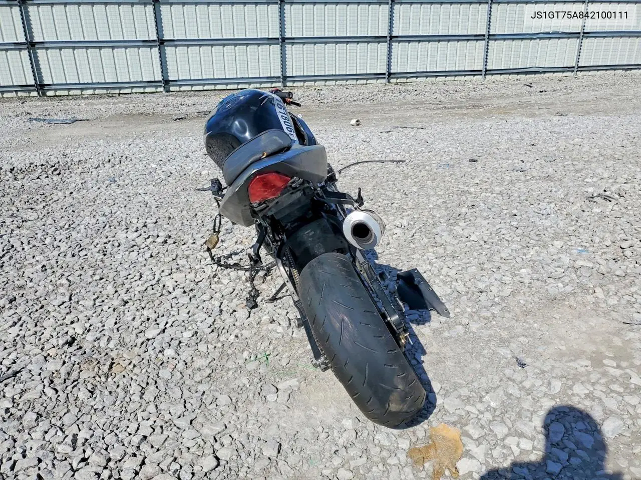 2004 Suzuki Gsx-R1000 VIN: JS1GT75A842100111 Lot: 57161806