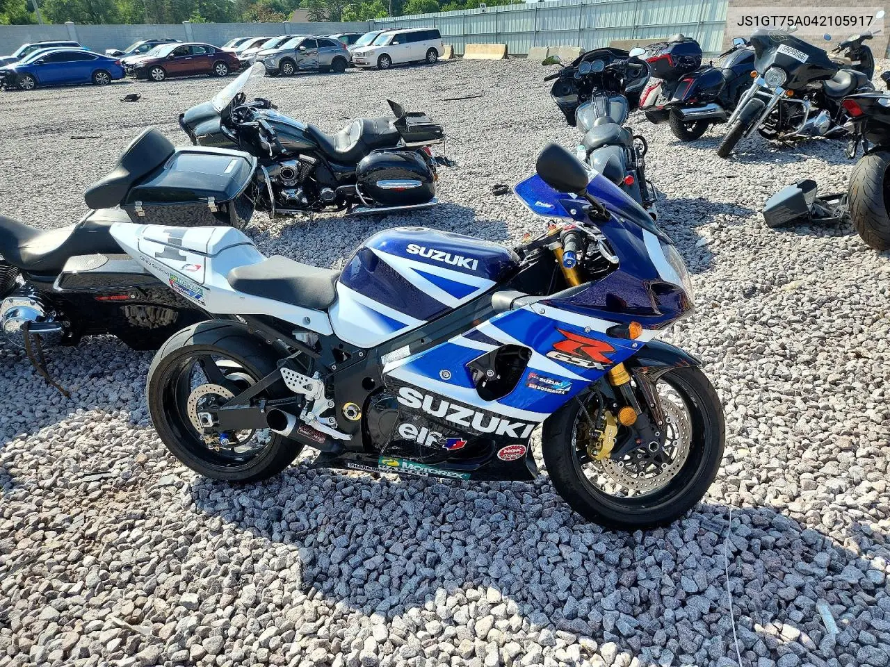 2004 Suzuki Gsx-R1000 VIN: JS1GT75A042105917 Lot: 59980316