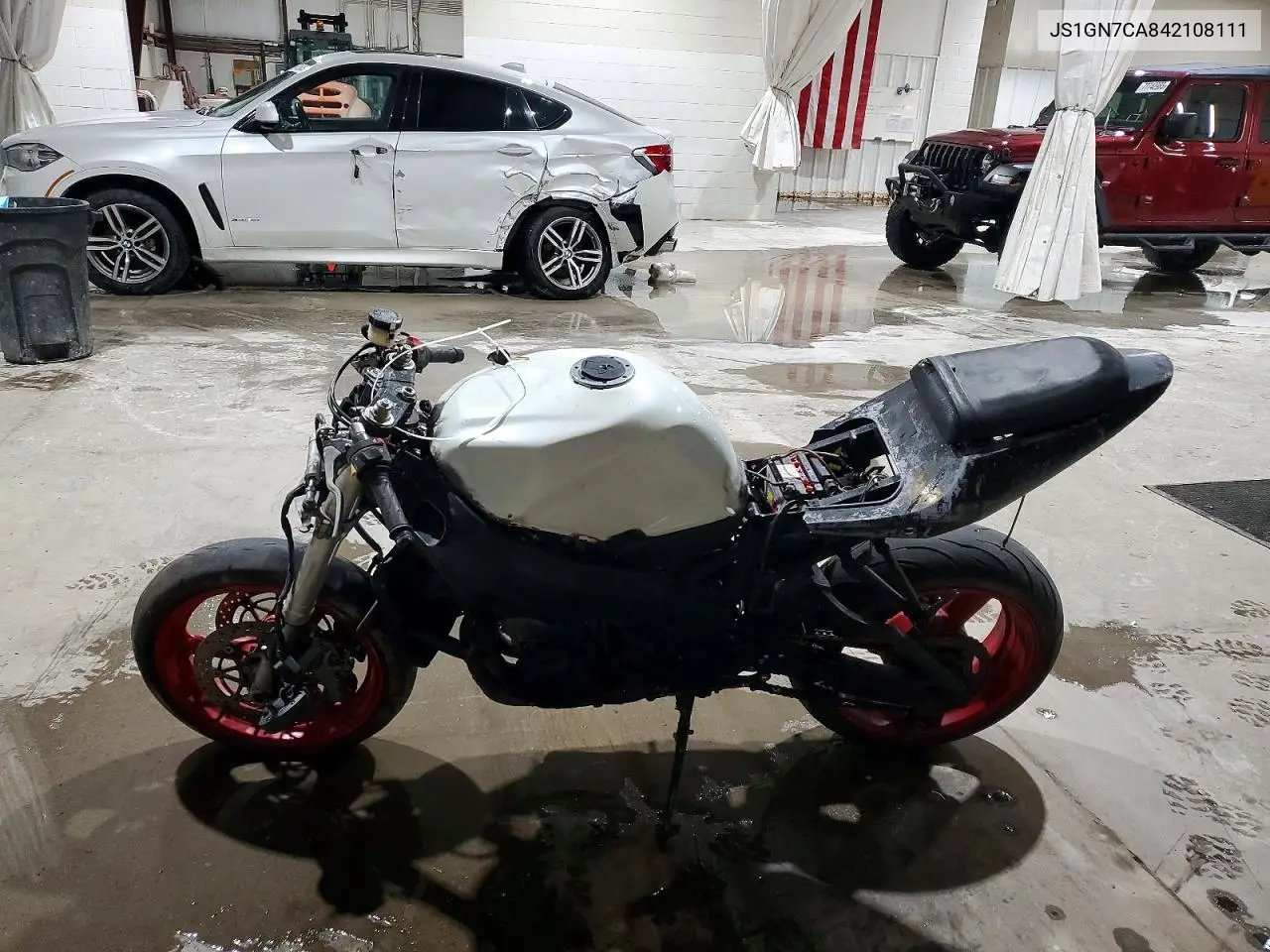 2004 Suzuki Gsx-R600 K VIN: JS1GN7CA842108111 Lot: 77746225