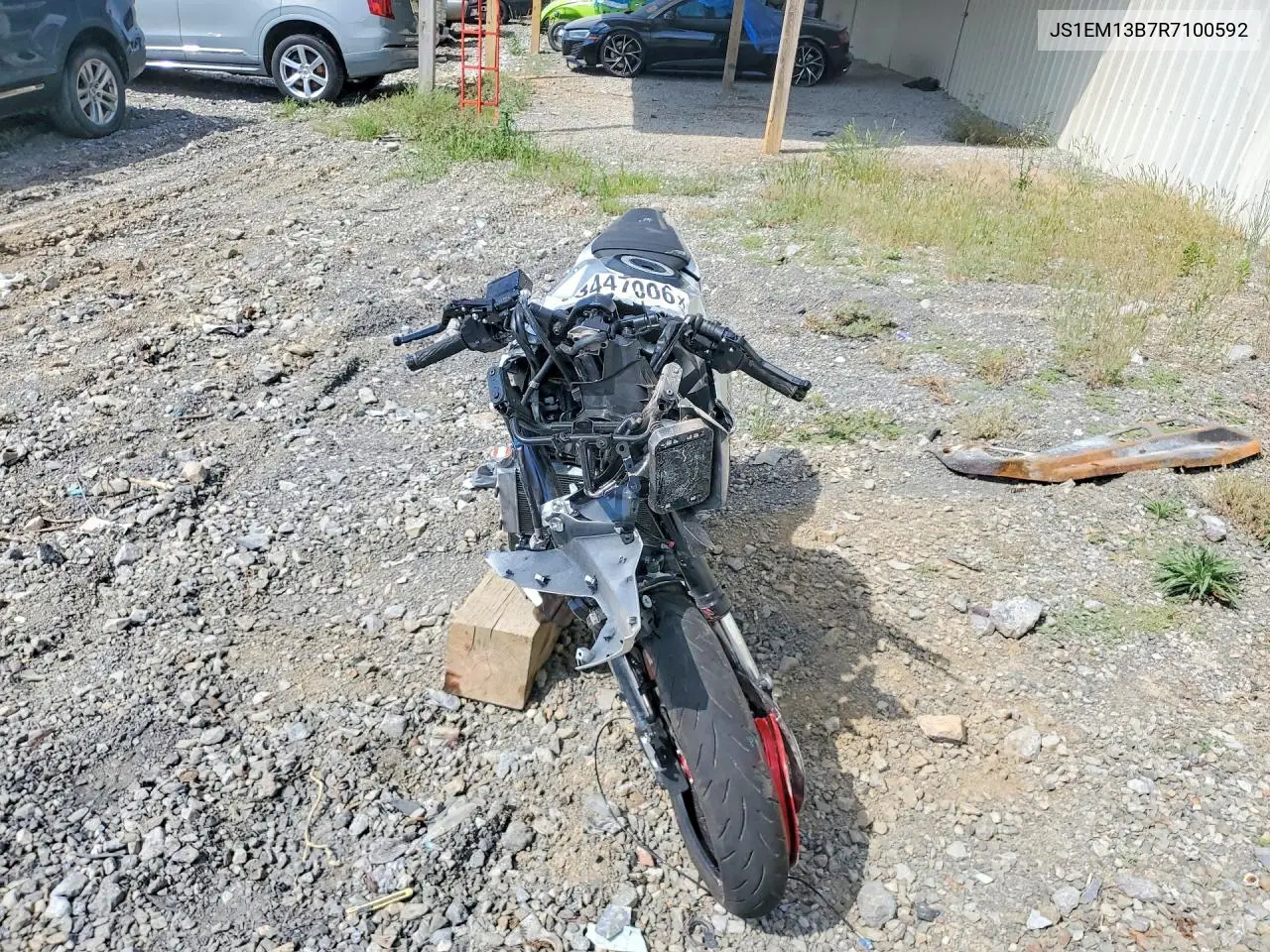 2024 Suzuki Gsx800 F VIN: JS1EM13B7R7100592 Lot: 53447006