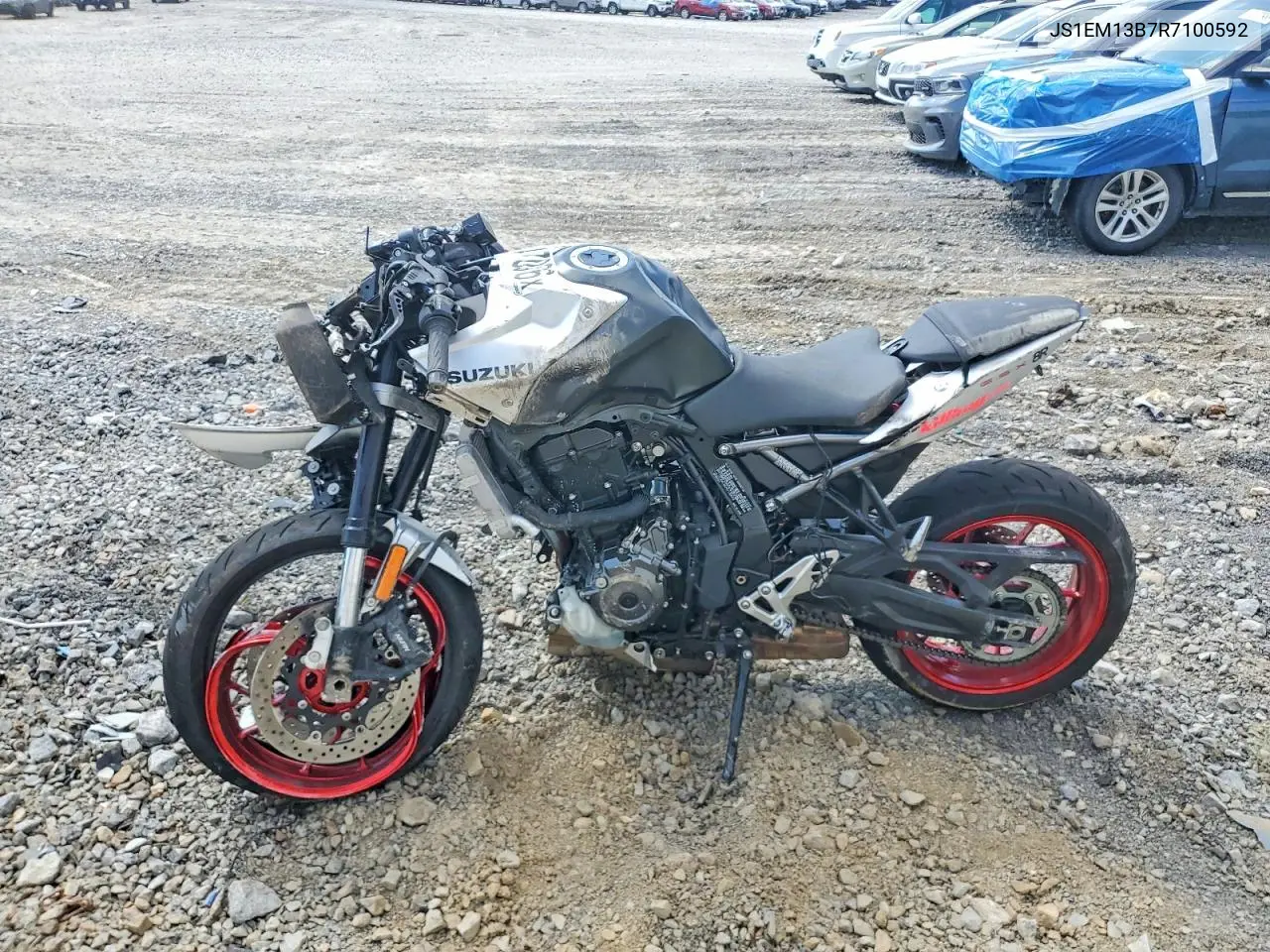 2024 Suzuki Gsx800 F VIN: JS1EM13B7R7100592 Lot: 53447006