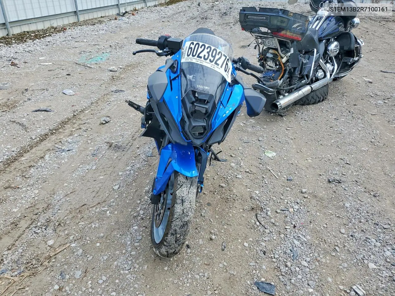2024 Suzuki Gsx800 F VIN: JS1EM13B2R7100161 Lot: 60239276