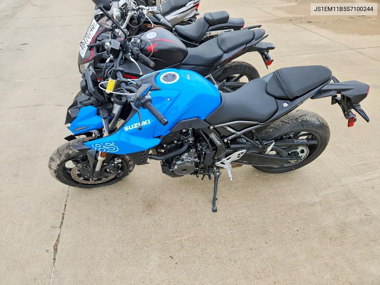 2025 Suzuki Gsx800 R VIN: JS1EM11B5S7100244 Lot: 49641916