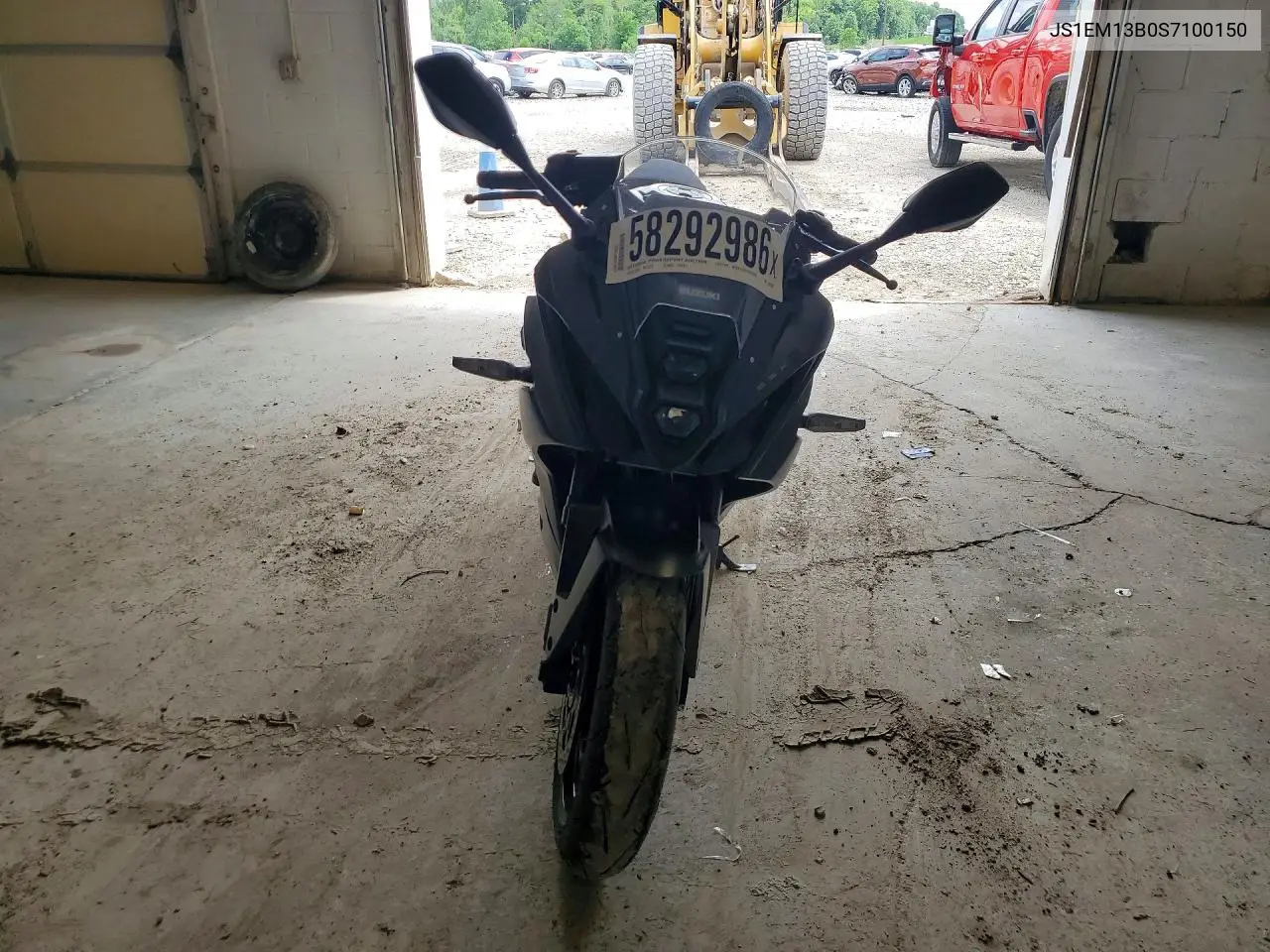 2025 Suzuki Gsx800 F VIN: JS1EM13B0S7100150 Lot: 58292986