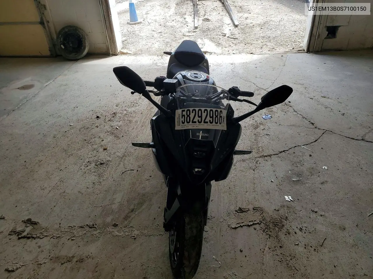 2025 Suzuki Gsx800 F VIN: JS1EM13B0S7100150 Lot: 58292986